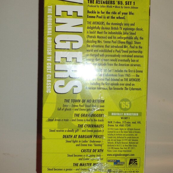 The Avengers VHS 1965 B&W digitally remastered sealed - Picture 4 of 4